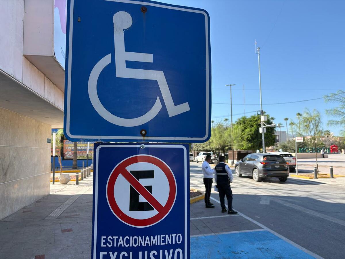 Tránsito y Vialidad exhorta a respetar los espacios exclusivos para personas con discapacidad en Torreón