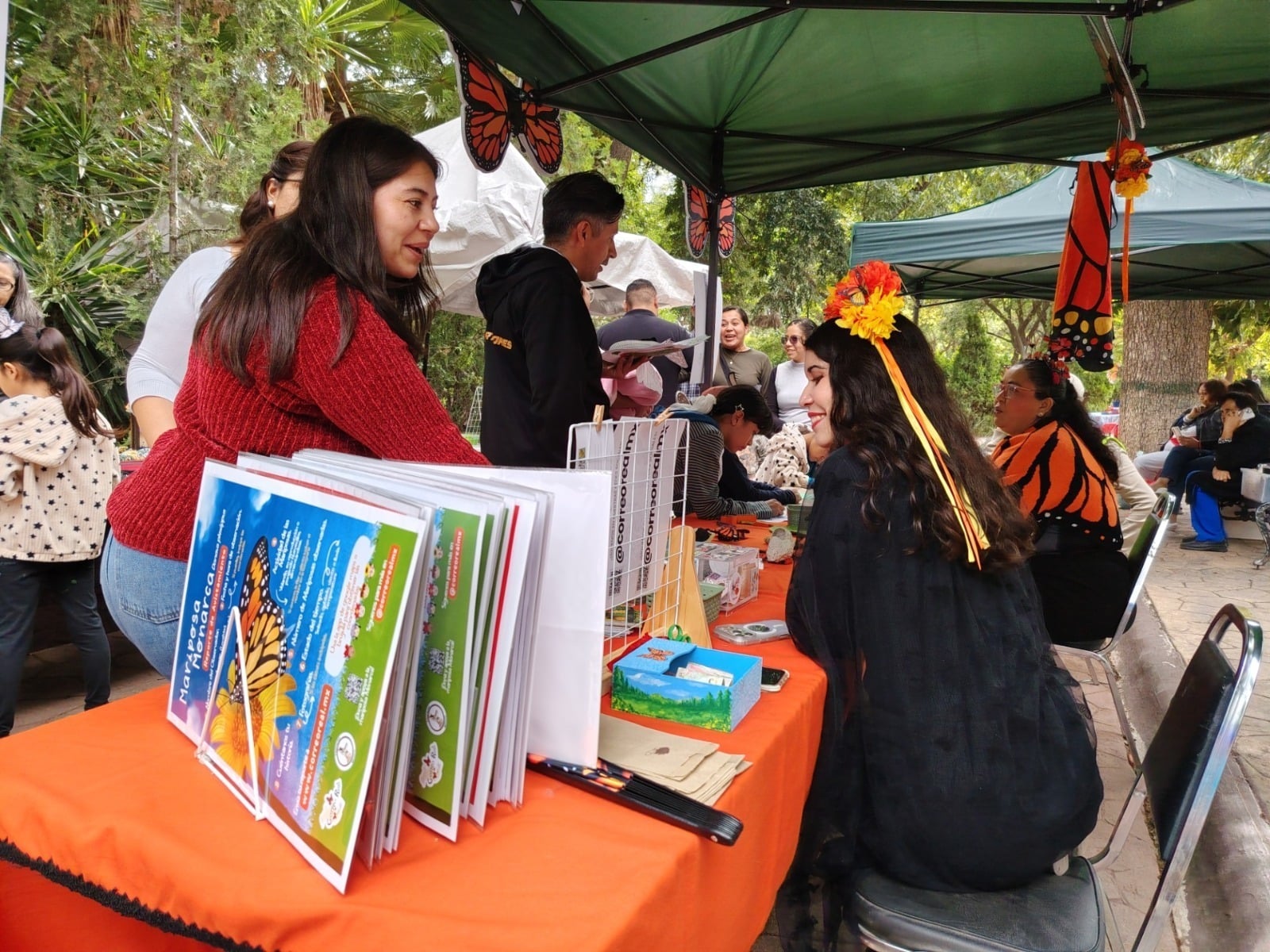 Saltillenses disfrutan el Festival de la Mariposa Monarca en el Parque El Chapulín