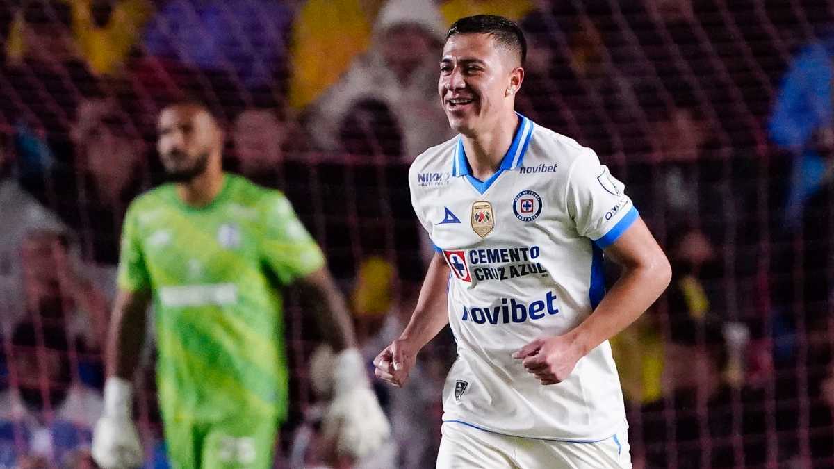 Cruz Azul se impone 3-1 en La Corregidora y escala al subliderato