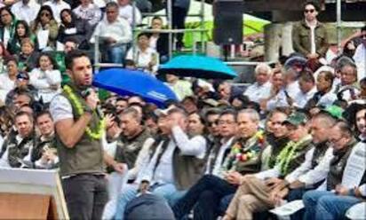 El diputado federal, Eruviel Ávila Villegas, reconoció el liderazgo de José Couttolenc Buentello, dirigente del Partido Verde en el Estado de México.