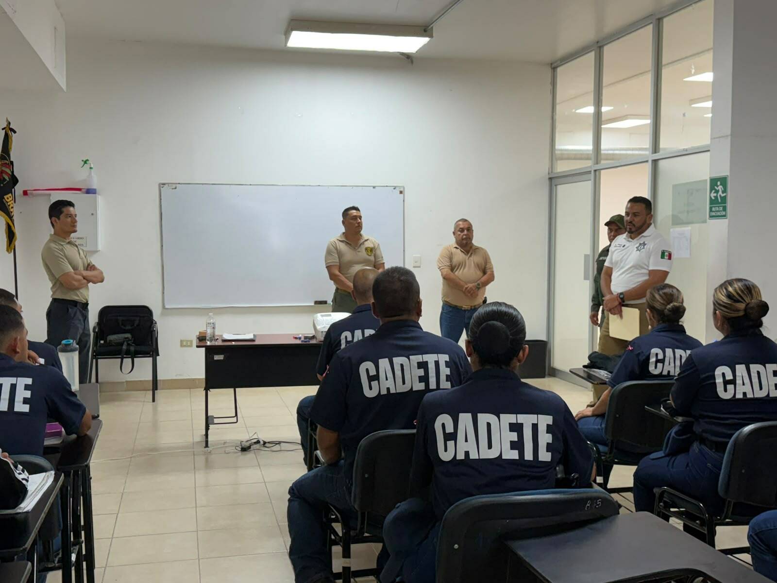 Capacitan a 100 cadetes de la Policía de Torreón en primeros auxilios y atención táctica de heridos