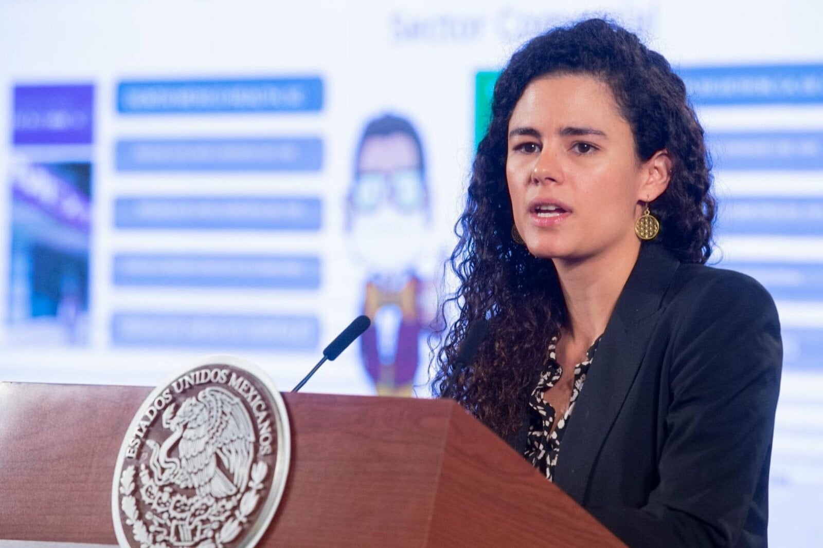 Montiel rompe el silencio y acusa de calumnias por presuntos vínculos criminales