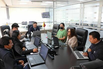 Carla Humphrey pide investigar a todo el INE y plantea auditoría externa