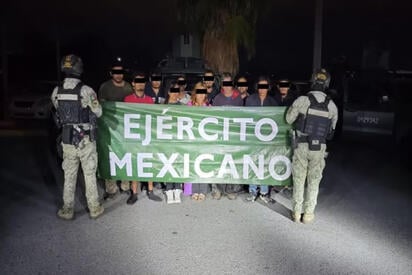 Un operativo de vigilancia en Nuevo Laredo permitió localizar a las personas privadas de la libertad y asegurar cargadores, cartuchos, un arma corta y equipo