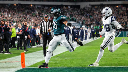Los Dallas Cowboys derrotaron 38-21 a los Philadelphia Eagles en el cierre de la Semana 7 de la NFL, en un encuentro que definieron con una ofensiva efectiva