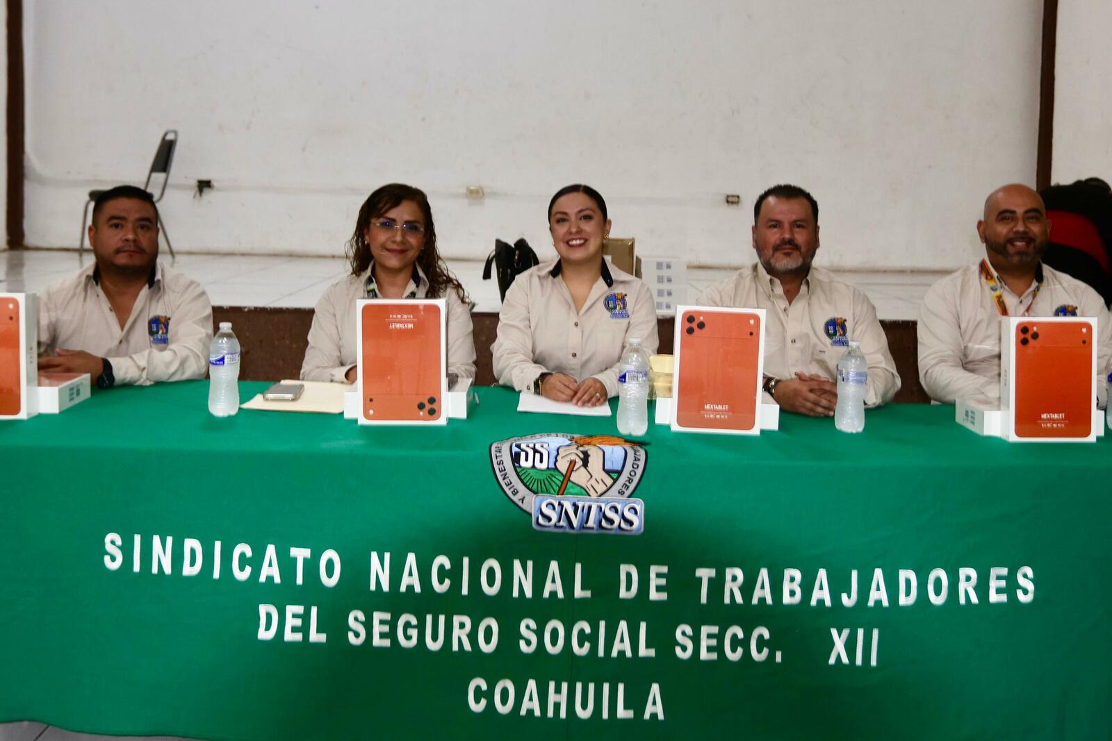 Becas Becas