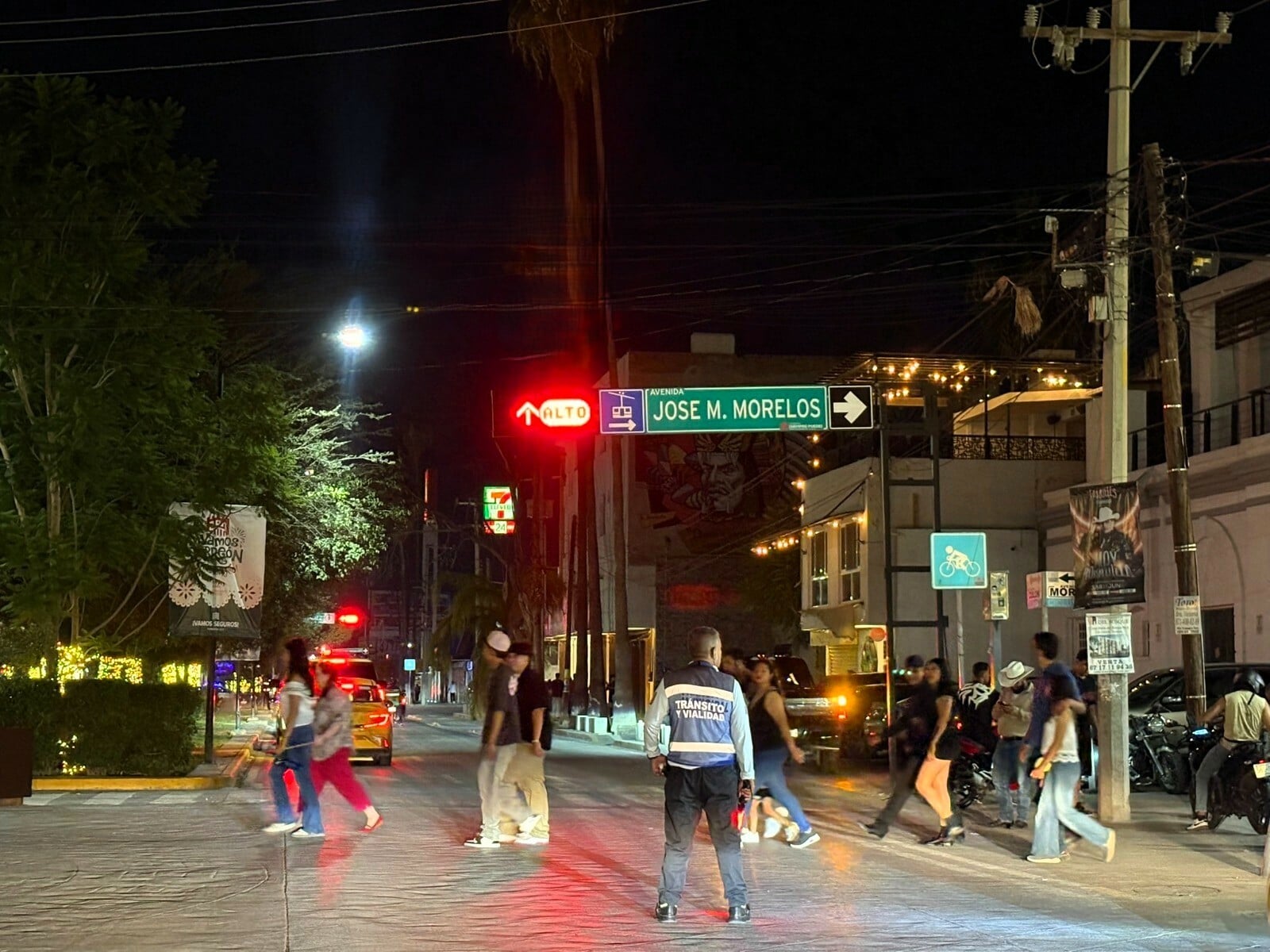 Piden a conductores y peatones reforzar medidas de seguridad vial durante Halloween en Torreón