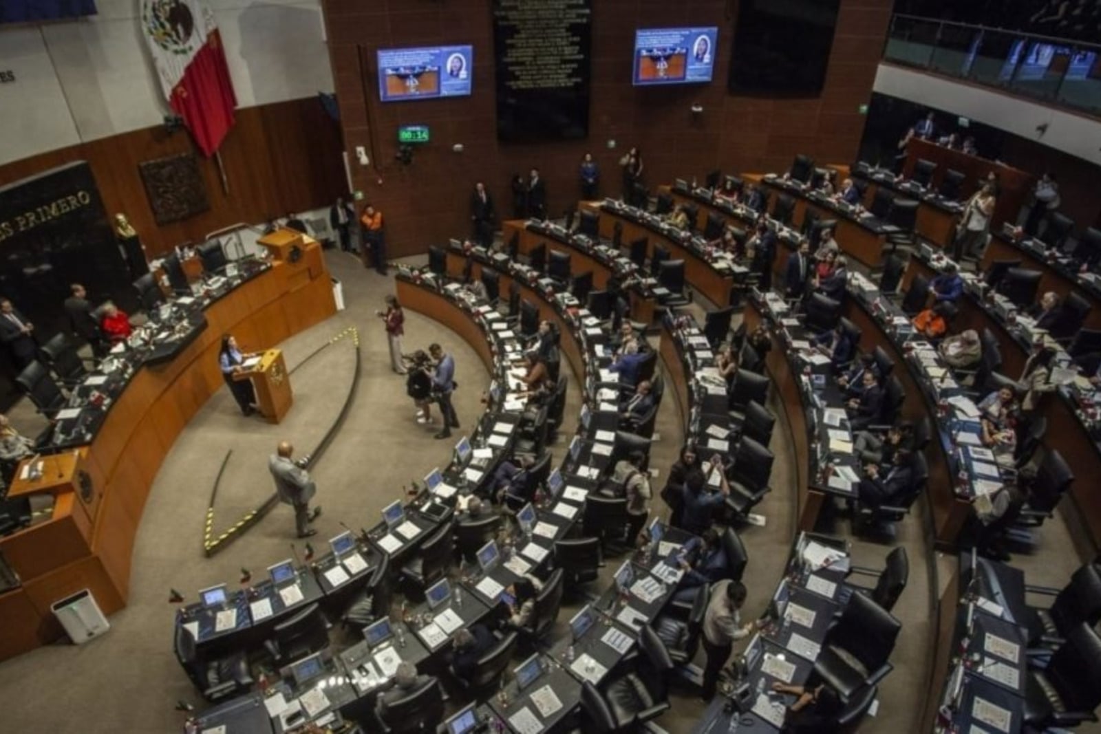 Senado aprueba en lo general el paquete económico para 2027