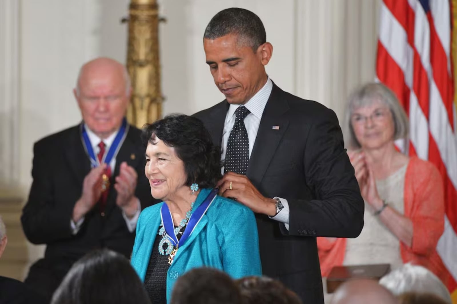 “Fue una heroína”: Obama y líderes de EU despiden a Dolores Huerta