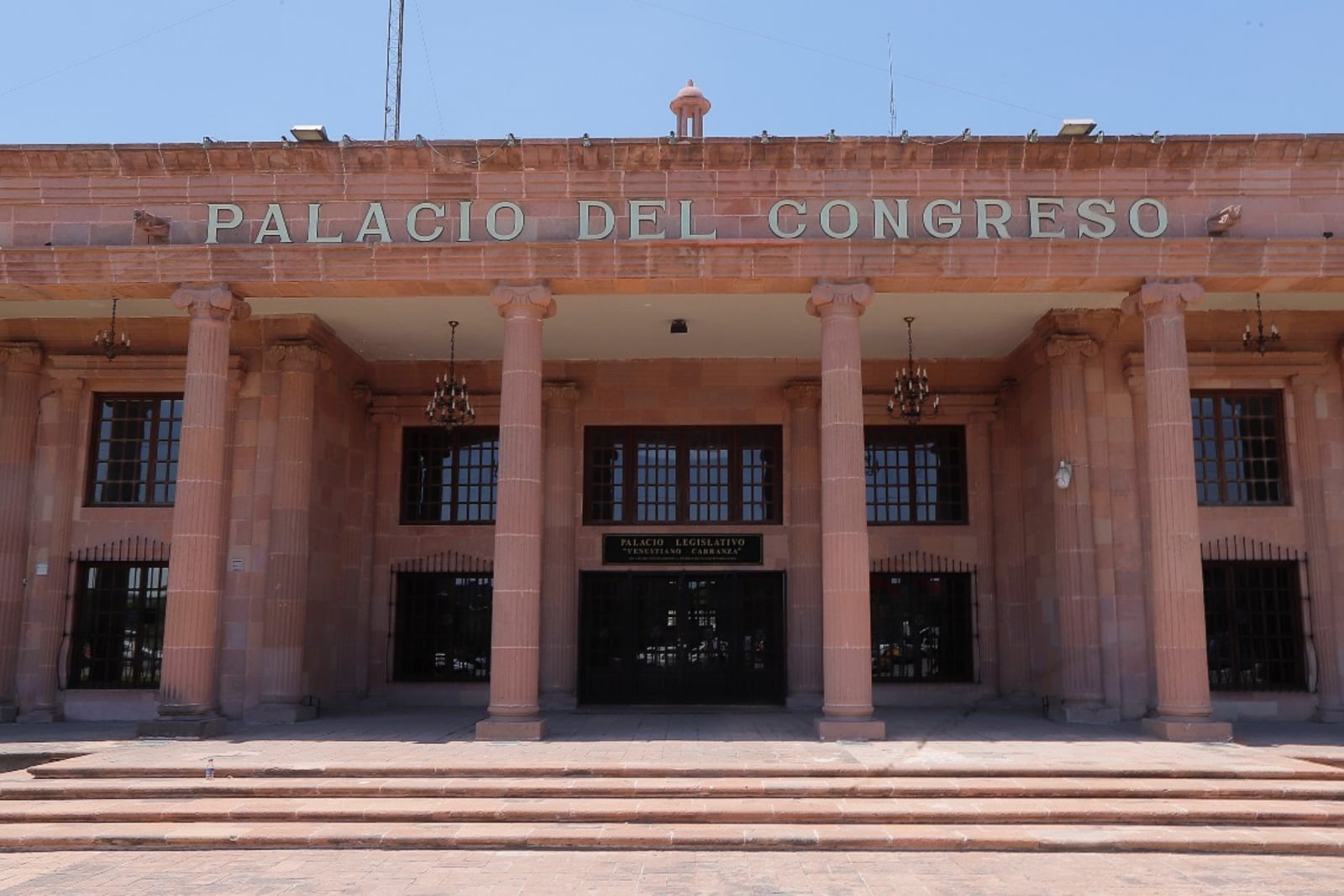 El dirigente del partido ha declarado ante distintos medios que la persona que actualmente está al frente del Ayuntamiento permanecerá en el cargo.  Saltillo,
