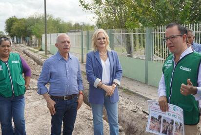 Laura Jiménez supervisa rehabilitación de red de agua potable en La Cuchilla