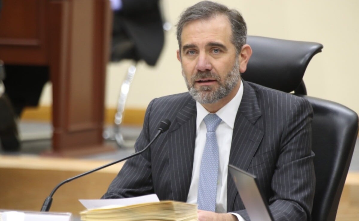 Lorenzo Córdova responde a Sheinbaum por petición de auditar su gestión en el INE