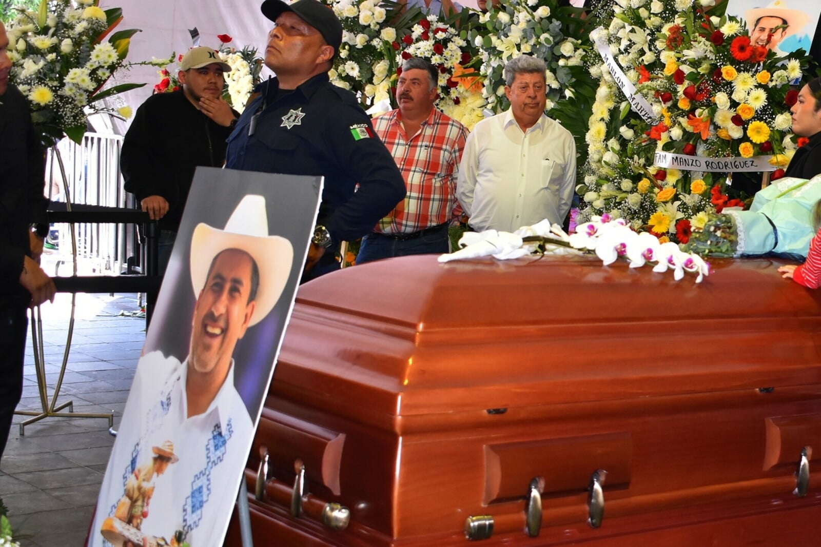A casi un año del asesinato de Carlos Manzo, Sheinbaum prepara informe clave