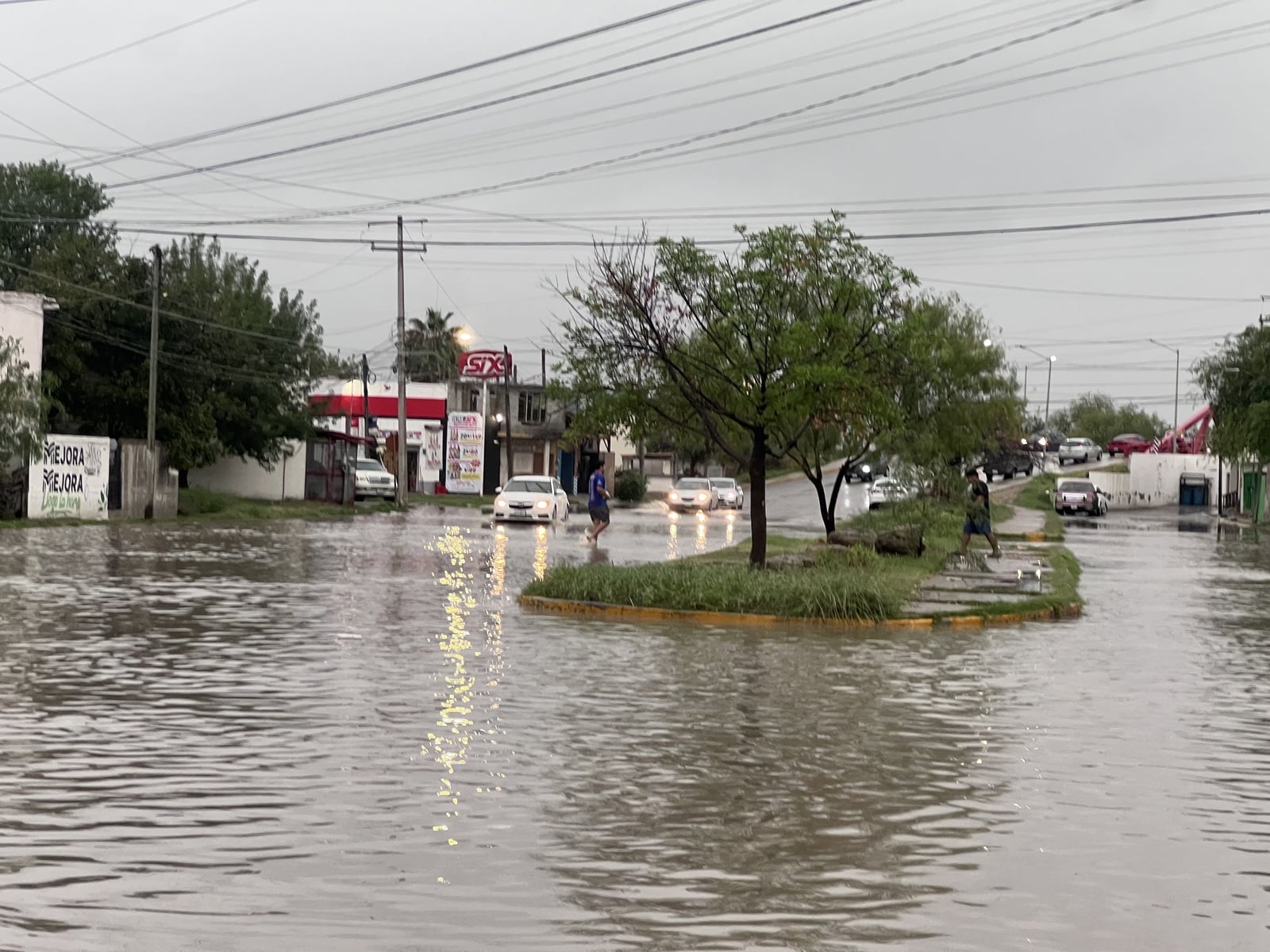 Lluvias dejan acumulado de 2.7 pulgadas durante la madrugada del viernes
