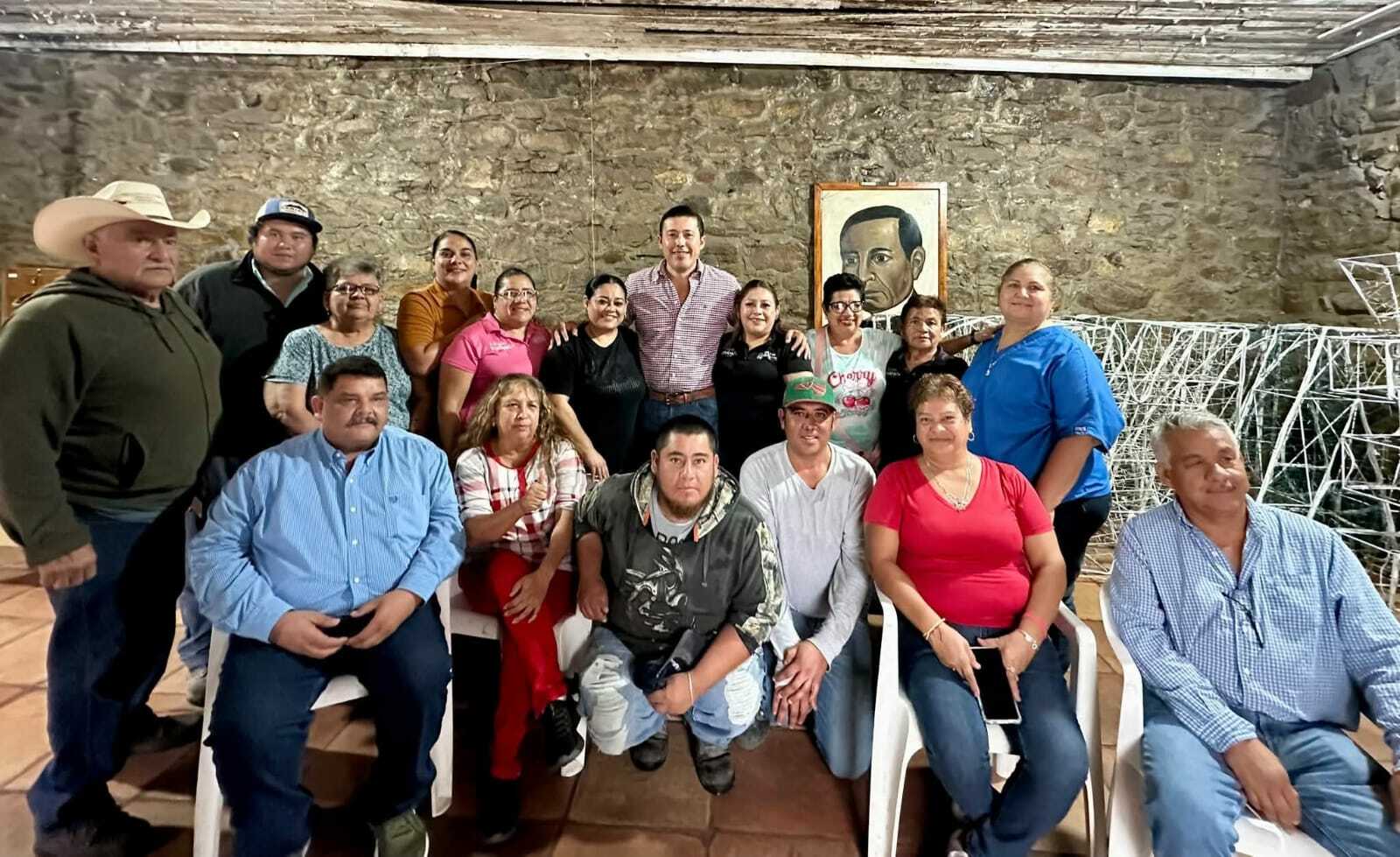 Ulises Cárdenas revisa necesidades y peticiones ciudadanas en la Villa de San Juan