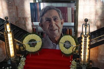 El Palacio de Bellas Artes recibió a familiares, funcionarios y figuras políticas para recordar al ingeniero mexicano.  La presidenta Claudia Sheinbaum