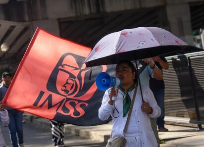 Los inconformes advierten que mantendrán las movilizaciones mientras esperan una respuesta de las autoridades federales.  Tras más de dos horas de diálogo